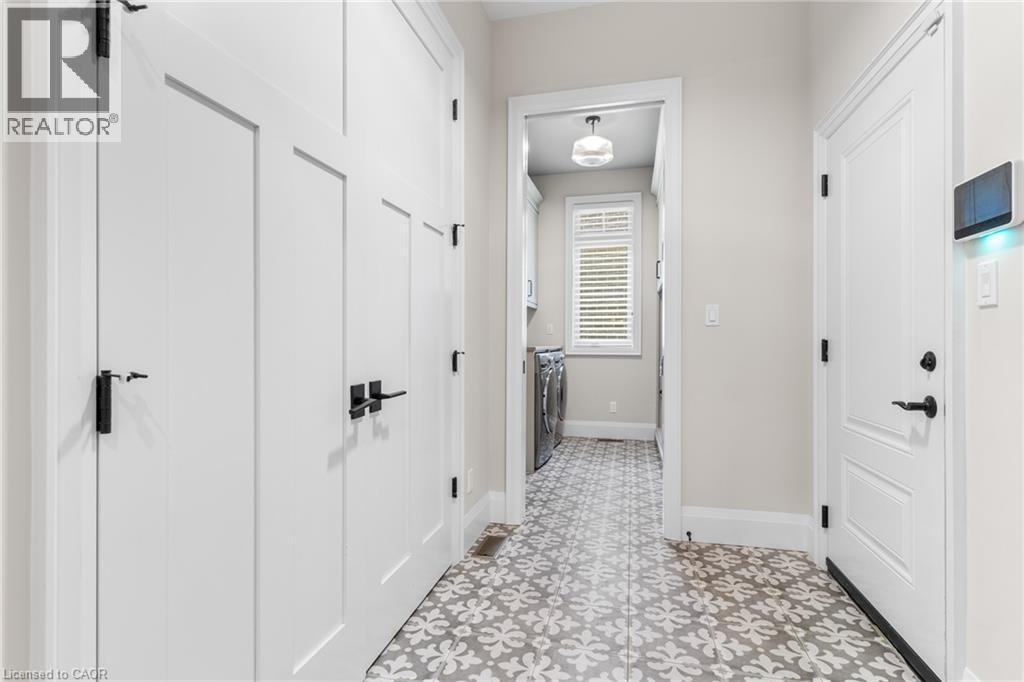 44 Pioneer Ridge Drive, Kitchener, ON