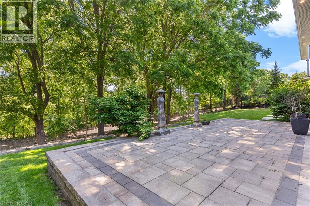 44 Pioneer Ridge Drive, Kitchener, ON