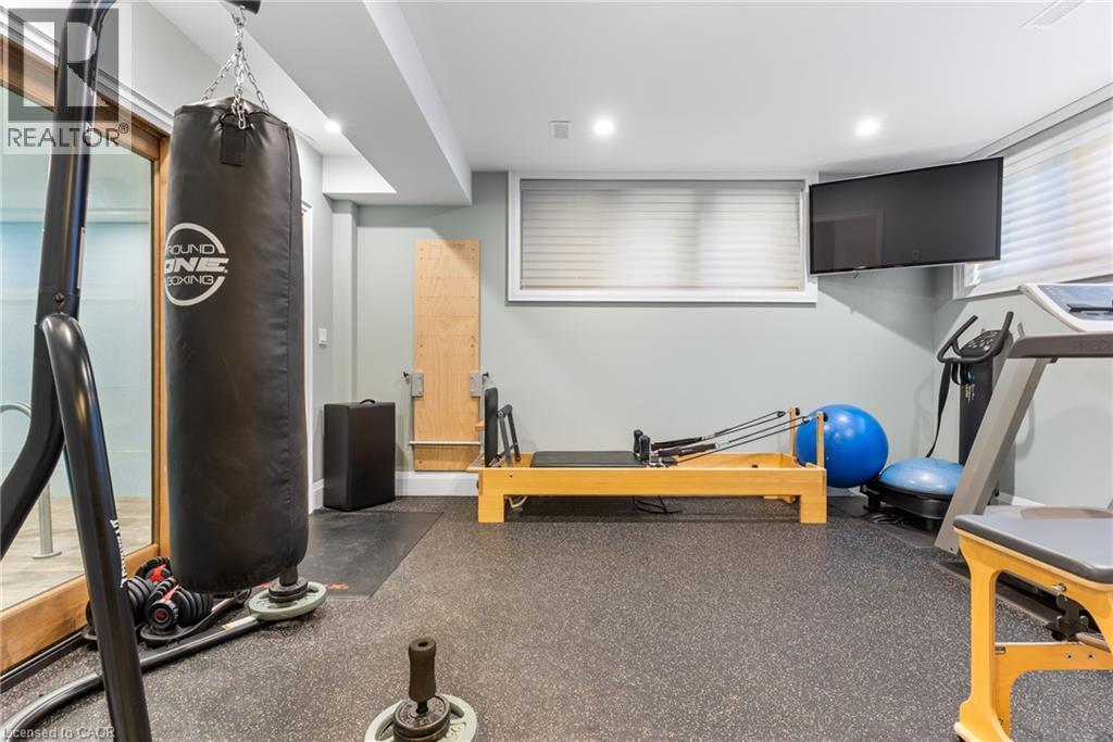 44 Pioneer Ridge Drive, Kitchener, ON