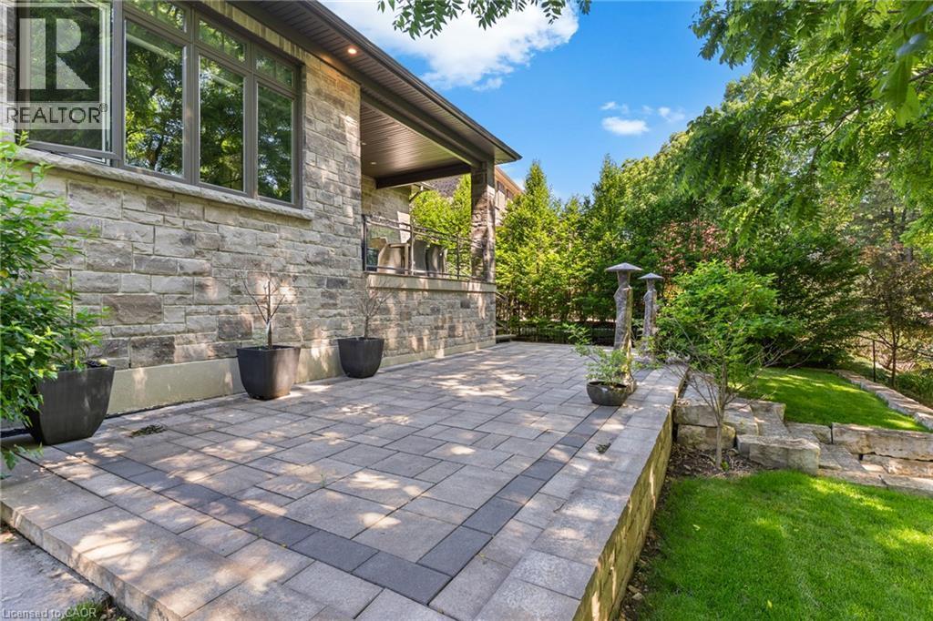 44 Pioneer Ridge Drive, Kitchener, ON