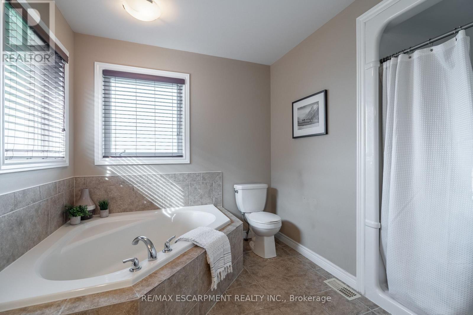 51 Showcase Drive, Hamilton, ON