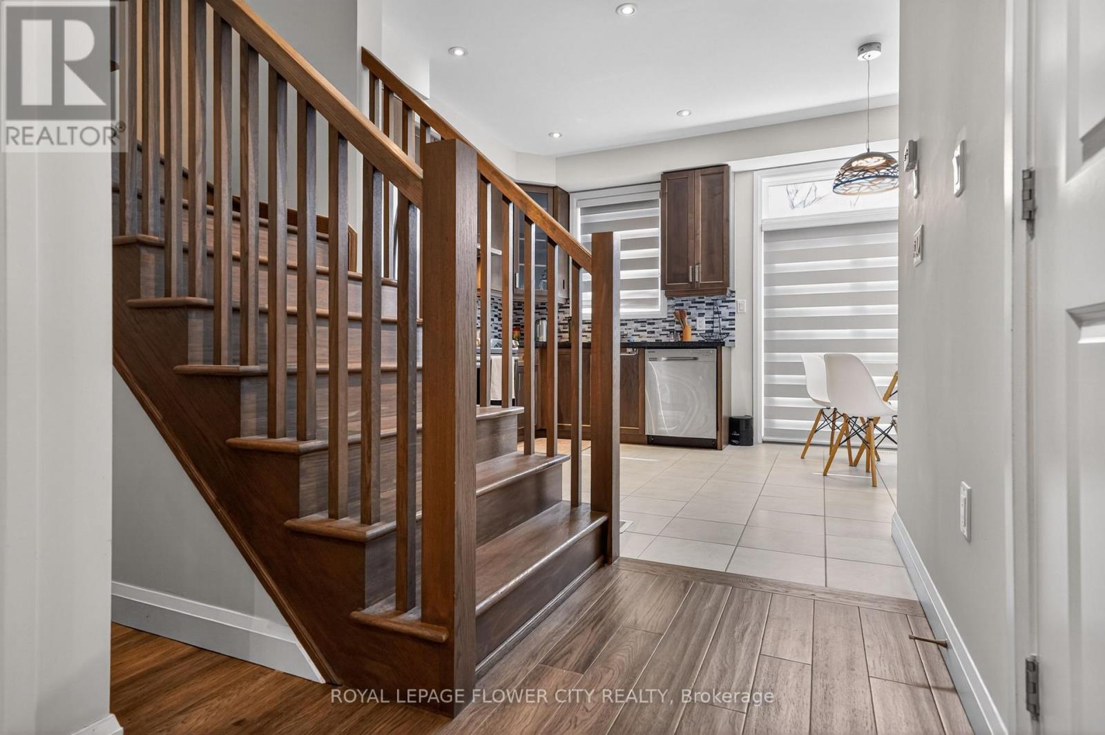 28 - 1169 Garner Road E, Hamilton, ON