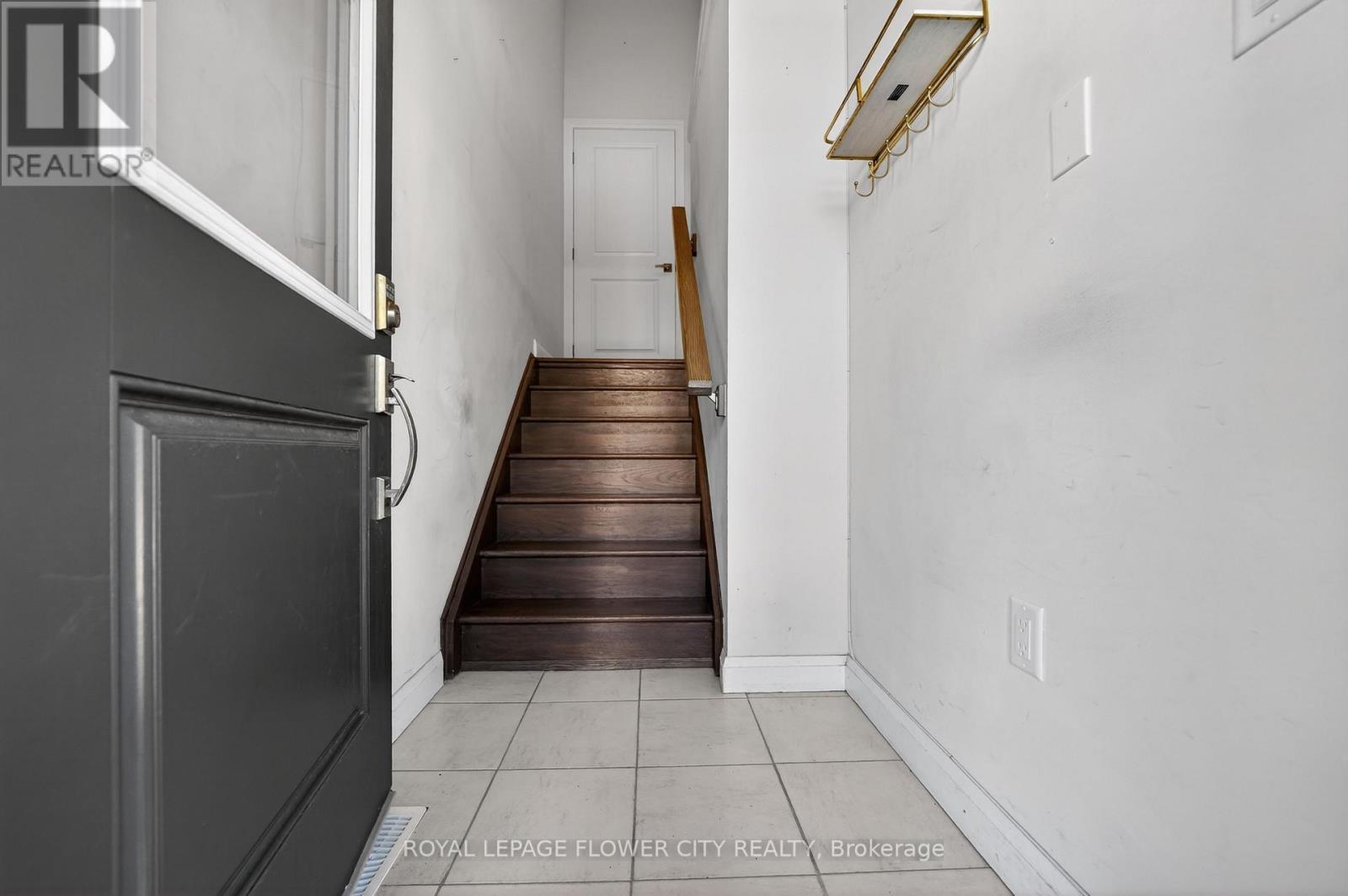 28 - 1169 Garner Road E, Hamilton, ON
