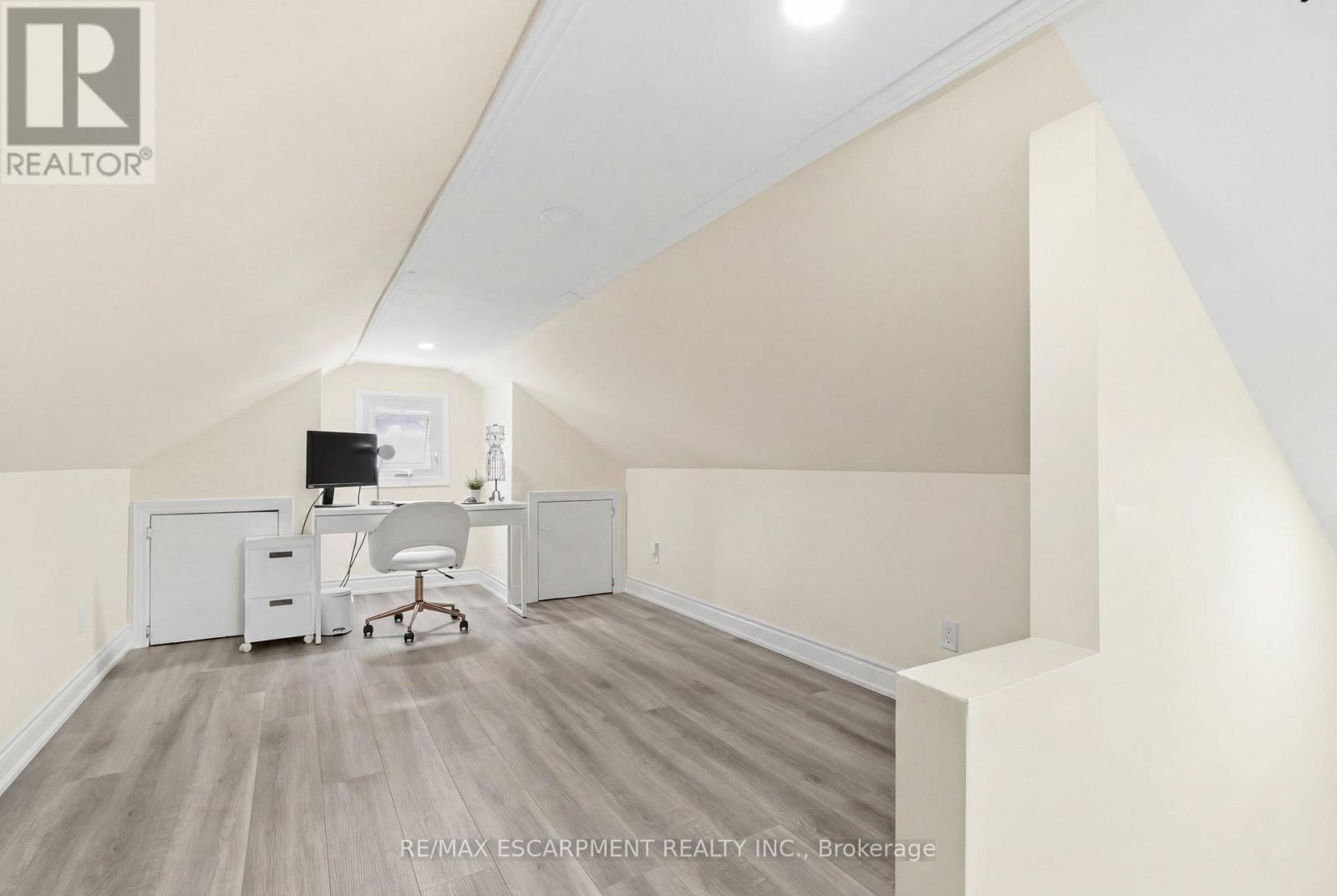 141 Mcanulty Boulevard, Hamilton, ON