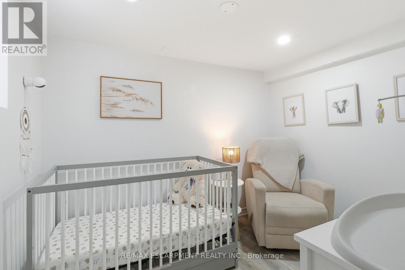 141 Mcanulty Boulevard, Hamilton, ON
