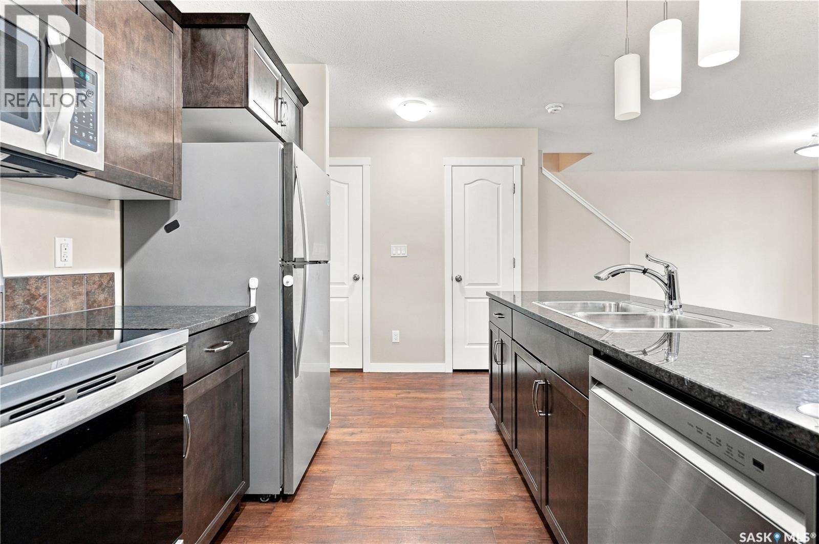 402 3440 Avonhurst Drive, Regina, SK