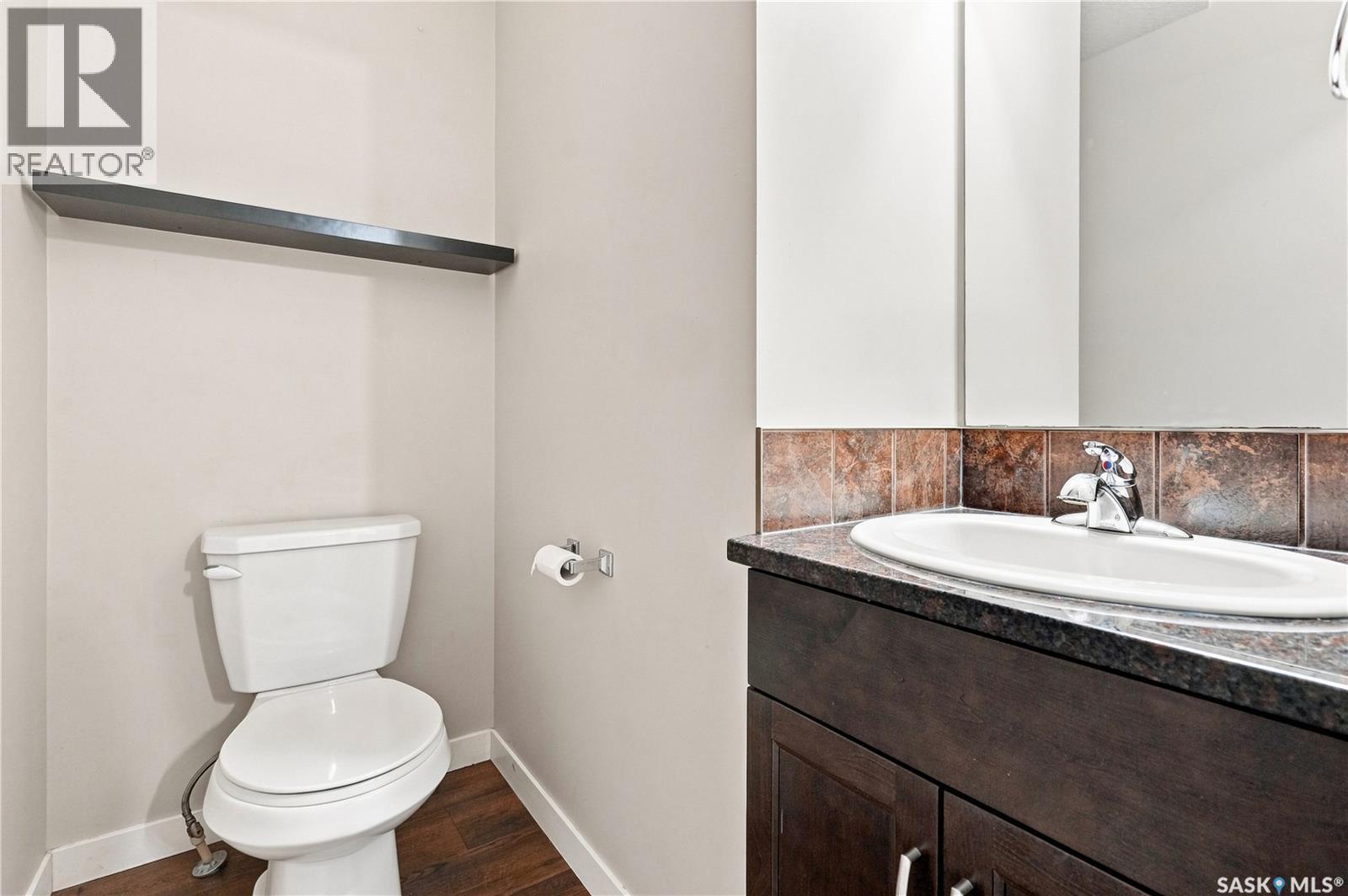 402 3440 Avonhurst Drive, Regina, SK