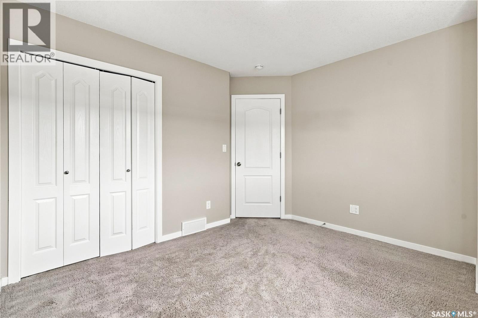 402 3440 Avonhurst Drive, Regina, SK