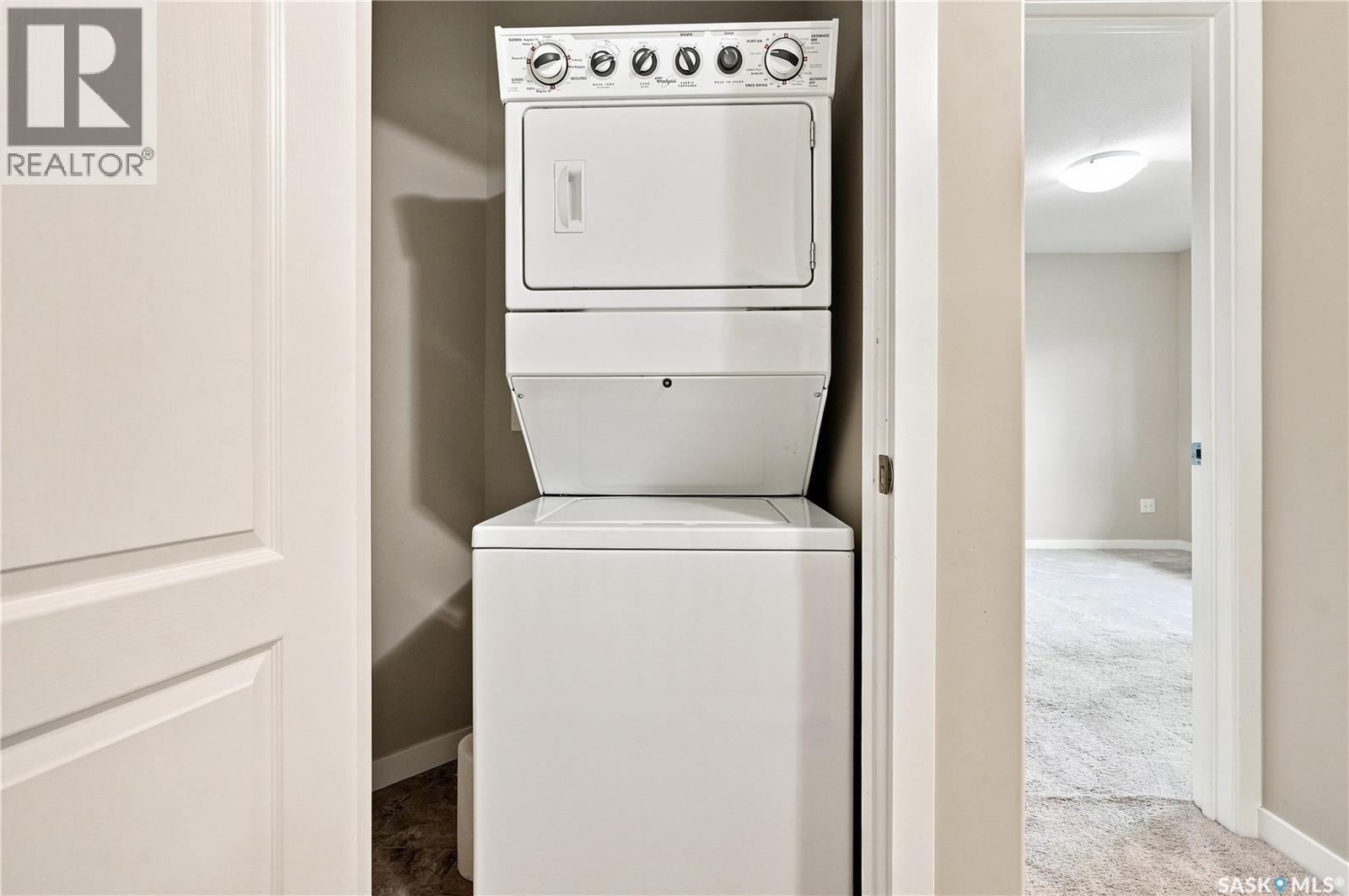 402 3440 Avonhurst Drive, Regina, SK