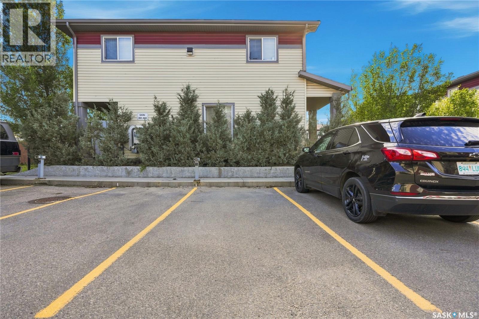 402 3440 Avonhurst Drive, Regina, SK