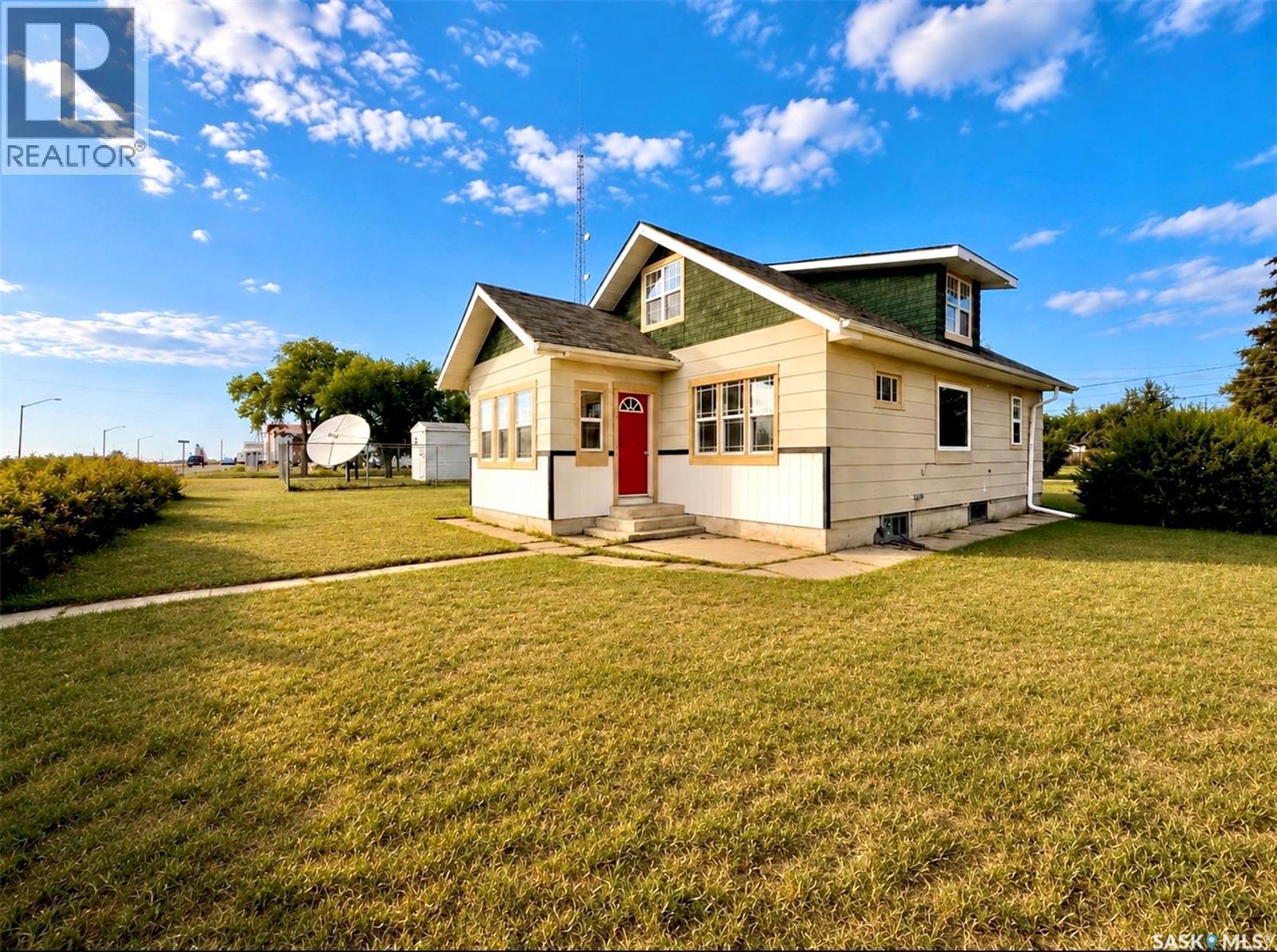 1110 Railway Street, Davidson, SK