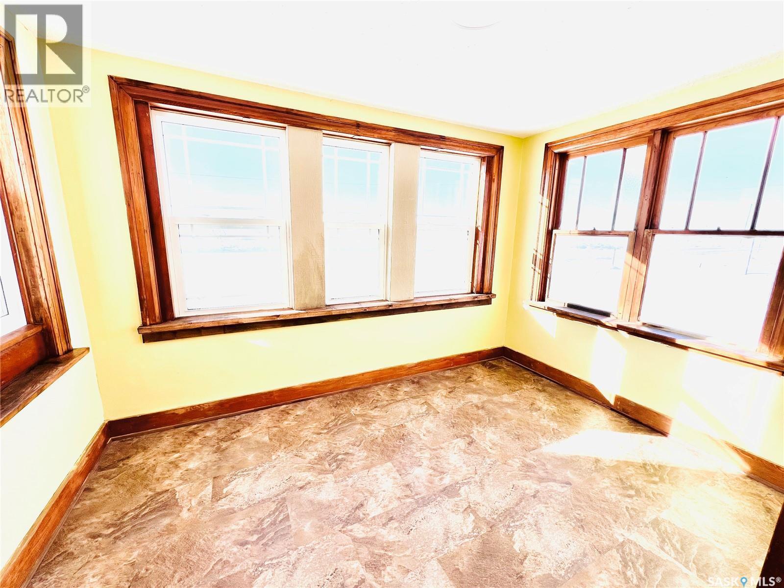 1110 Railway Street, Davidson, SK