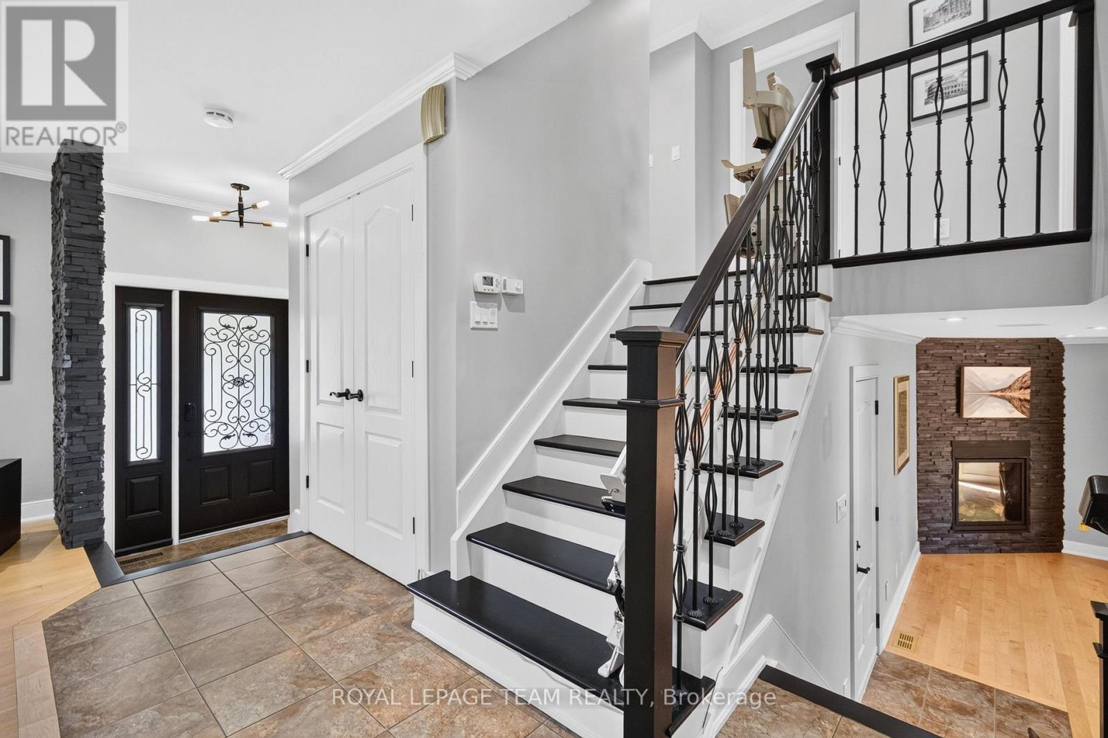 105 Brae Crescent, Ottawa, ON