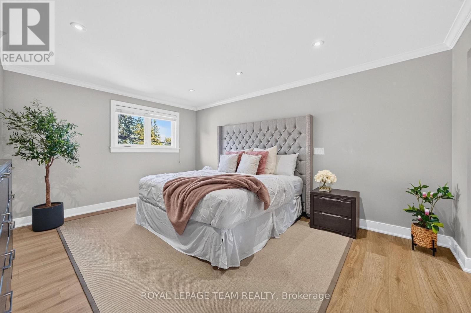 105 Brae Crescent, Ottawa, ON