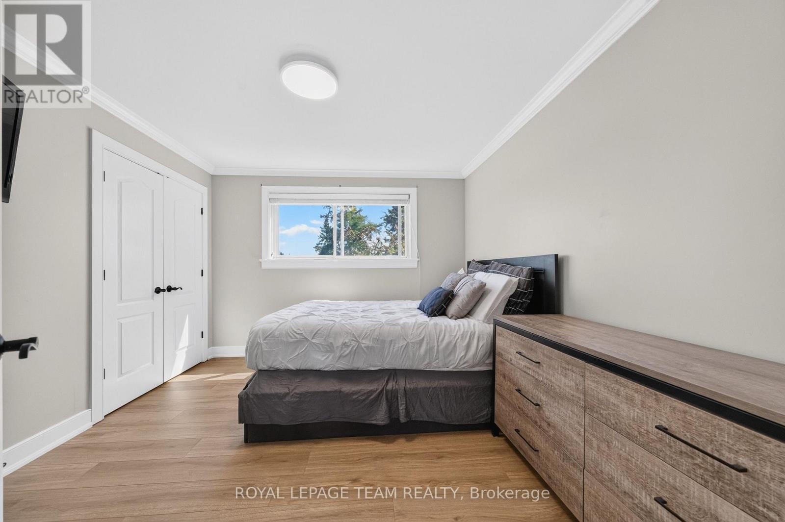 105 Brae Crescent, Ottawa, ON