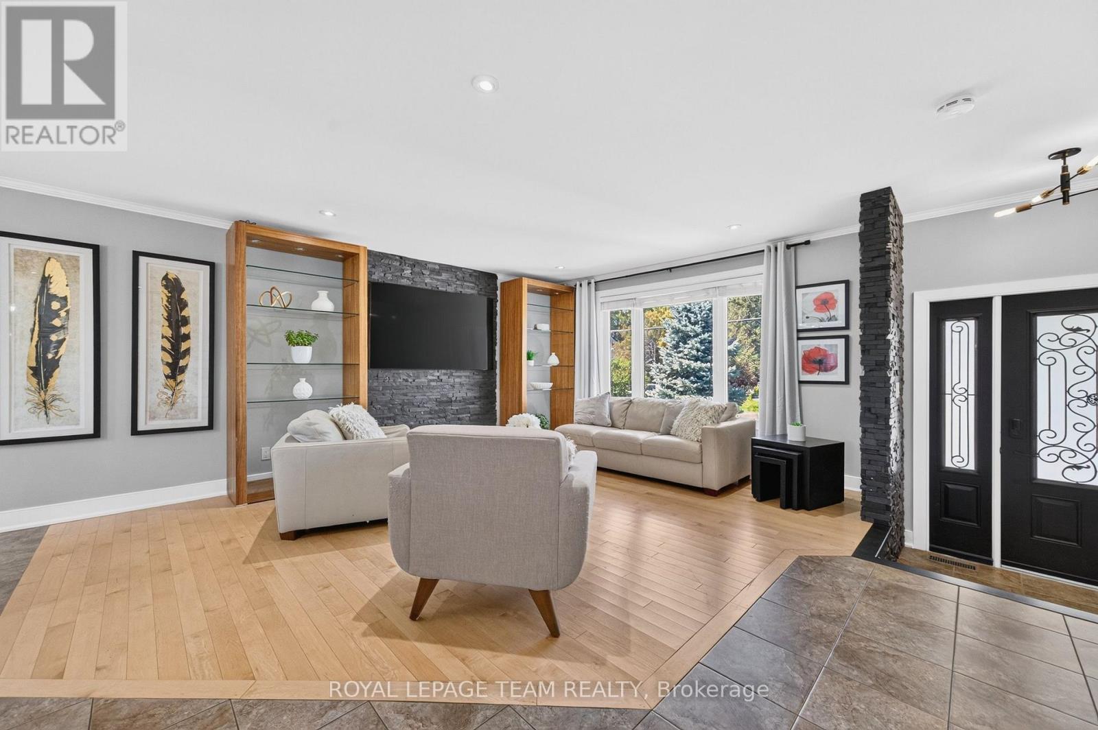 105 Brae Crescent, Ottawa, ON