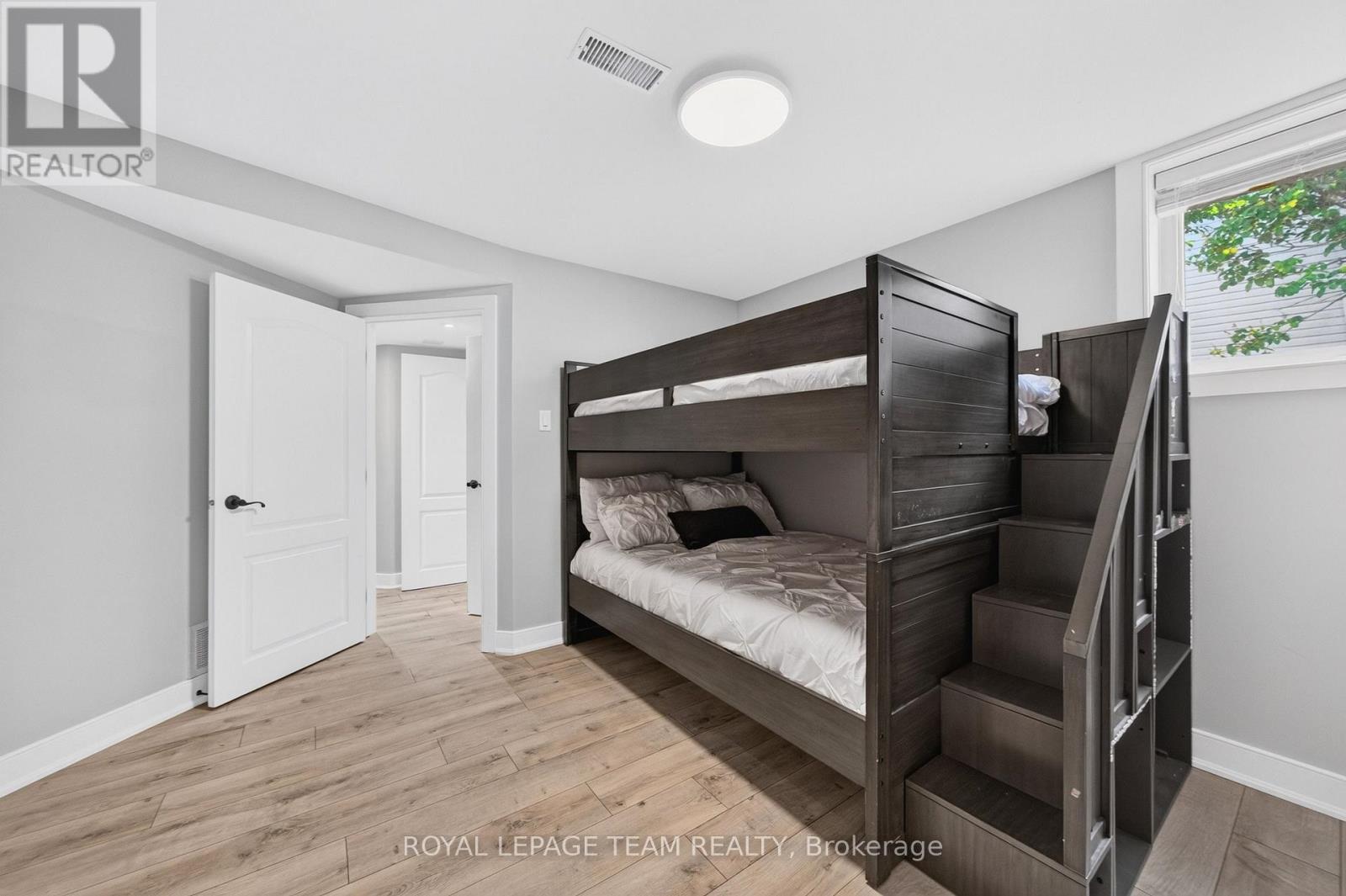105 Brae Crescent, Ottawa, ON