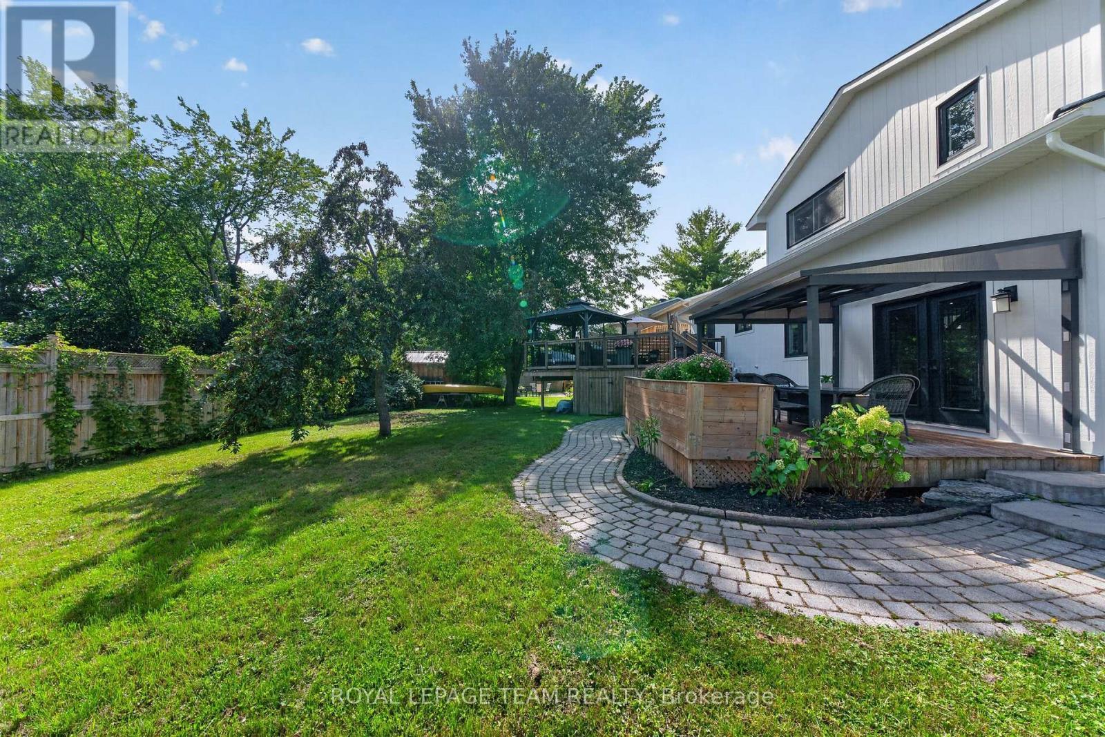 105 Brae Crescent, Ottawa, ON
