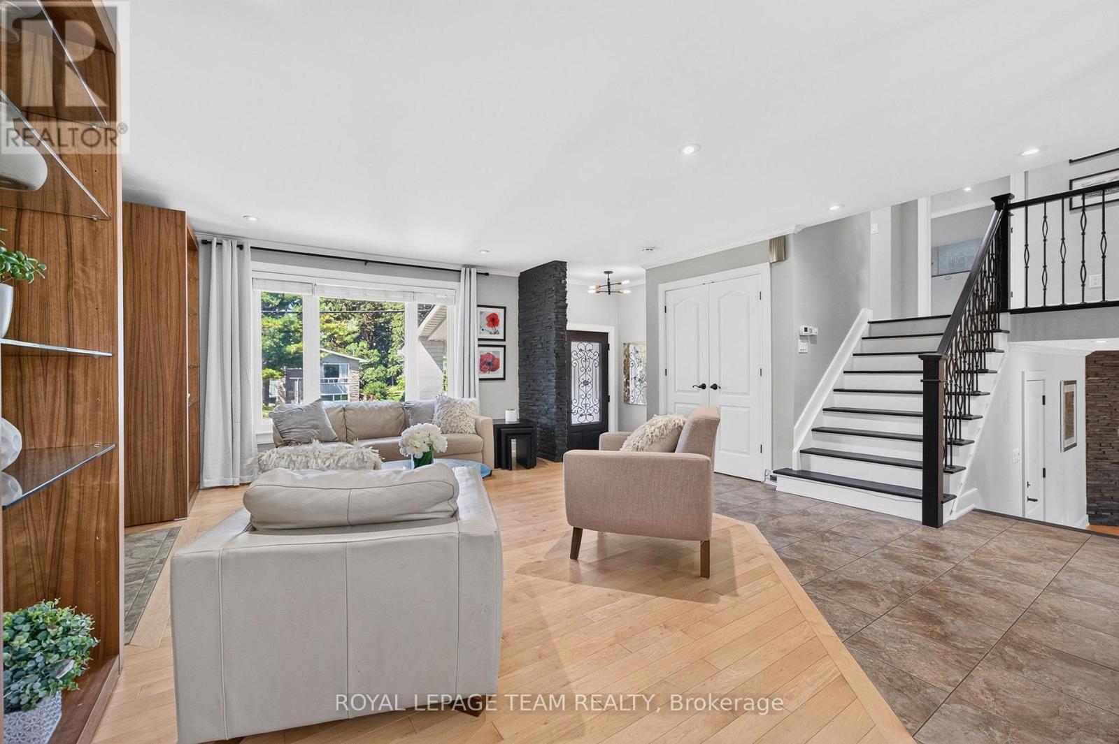 105 Brae Crescent, Ottawa, ON