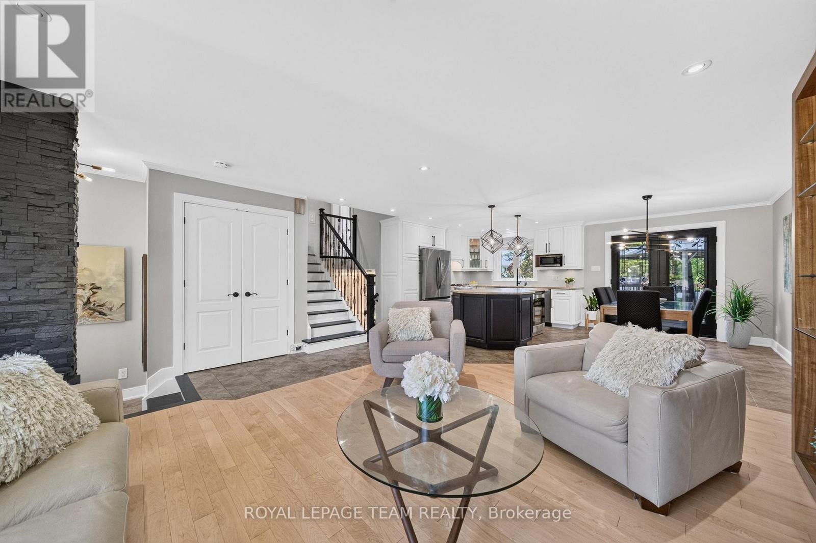 105 Brae Crescent, Ottawa, ON