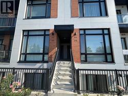 313 - 6 STECKLEY HOUSE LANE Richmond Hill, ON L4S 0N1