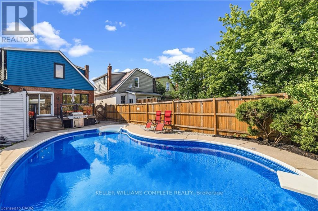 138 Cameron Avenue N, Hamilton, ON