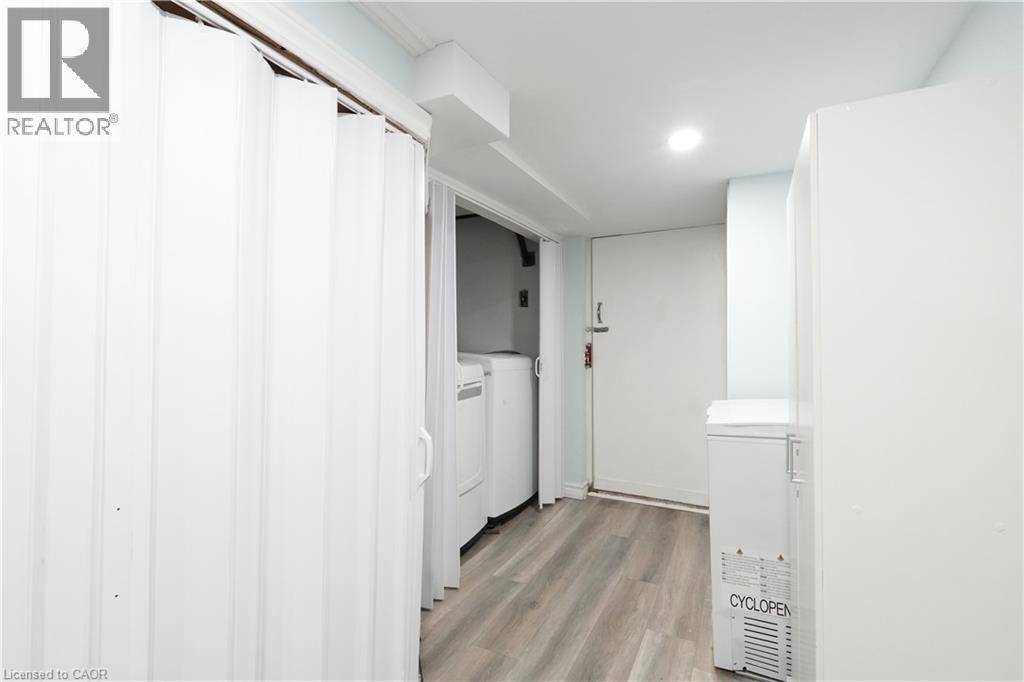 141 Mcanulty Boulevard, Hamilton, ON