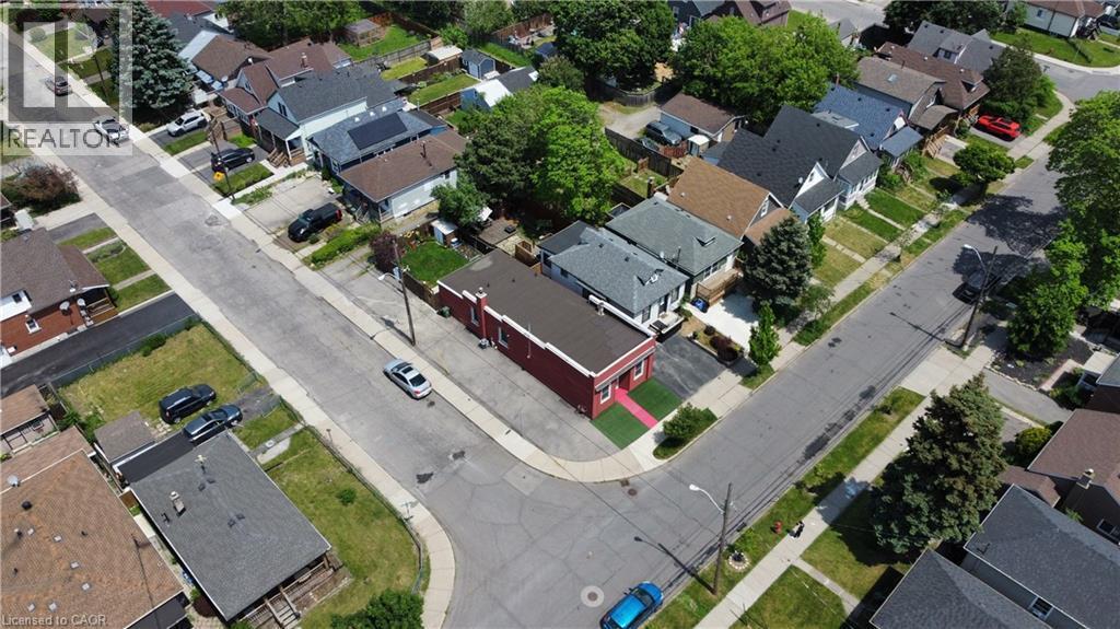 141 Mcanulty Boulevard, Hamilton, ON