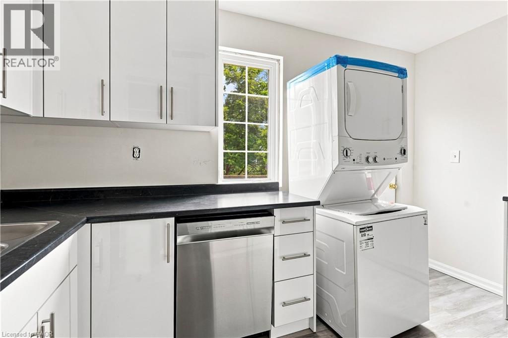 256 Bay Street N Unit# Upper, Hamilton, ON