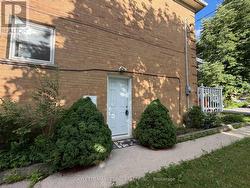 LOWER - 229 ZELDA CRESCENT Richmond Hill, ON L4C 2Y7