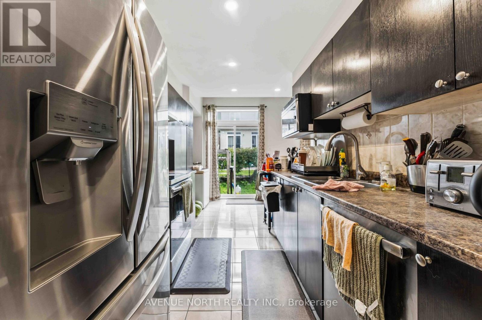 216 Cityview Crescent, Ottawa, ON