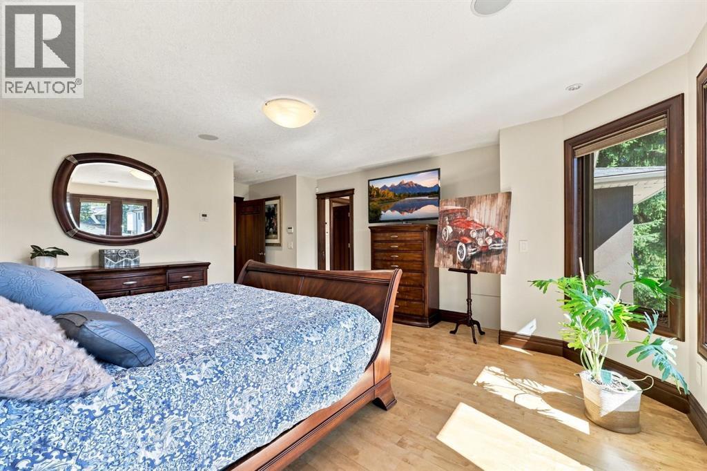 803 25 Avenue Nw, Calgary, AB