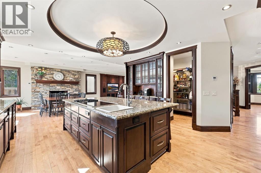 803 25 Avenue Nw, Calgary, AB