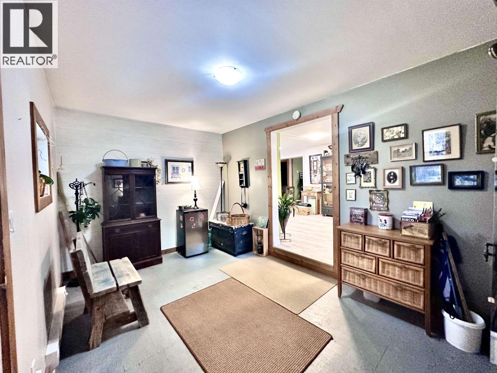 310 Mountain View Road, Mcbride, BC