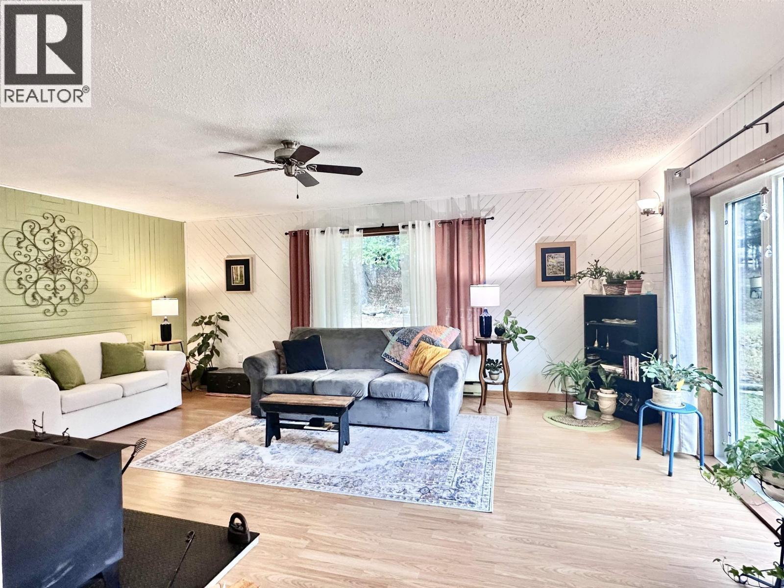 310 Mountain View Road, Mcbride, BC