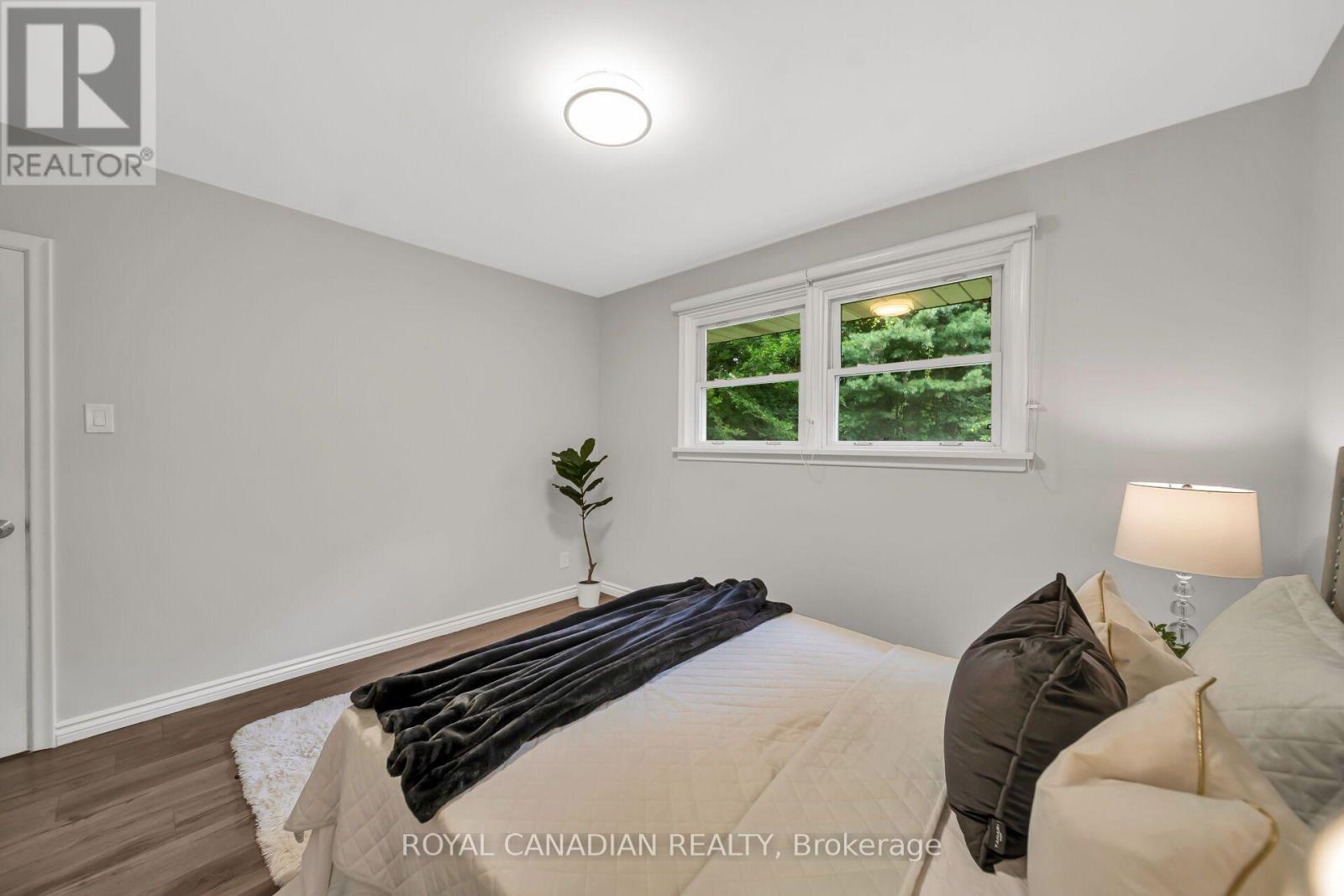 284 Cedar Crescent, Cambridge, ON