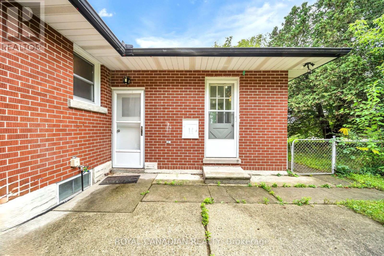 284 Cedar Crescent, Cambridge, ON