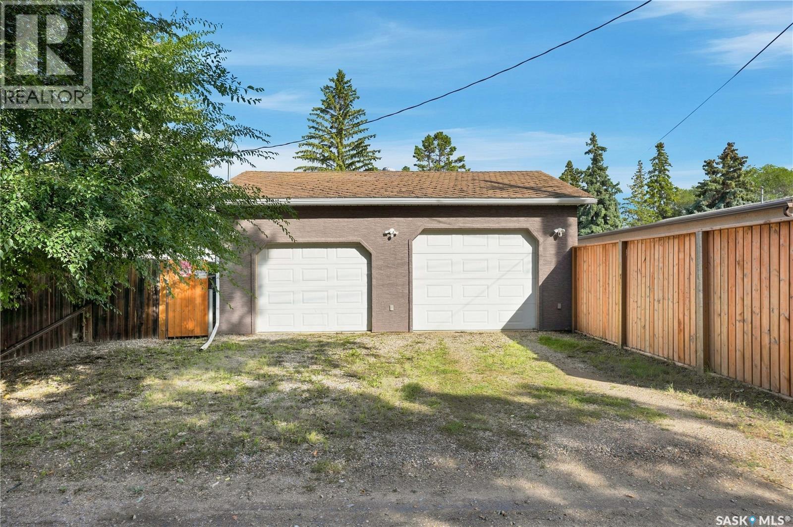 315 M Avenue N, Saskatoon, SK