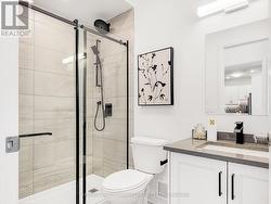 3-pc bath with luxury shower - 