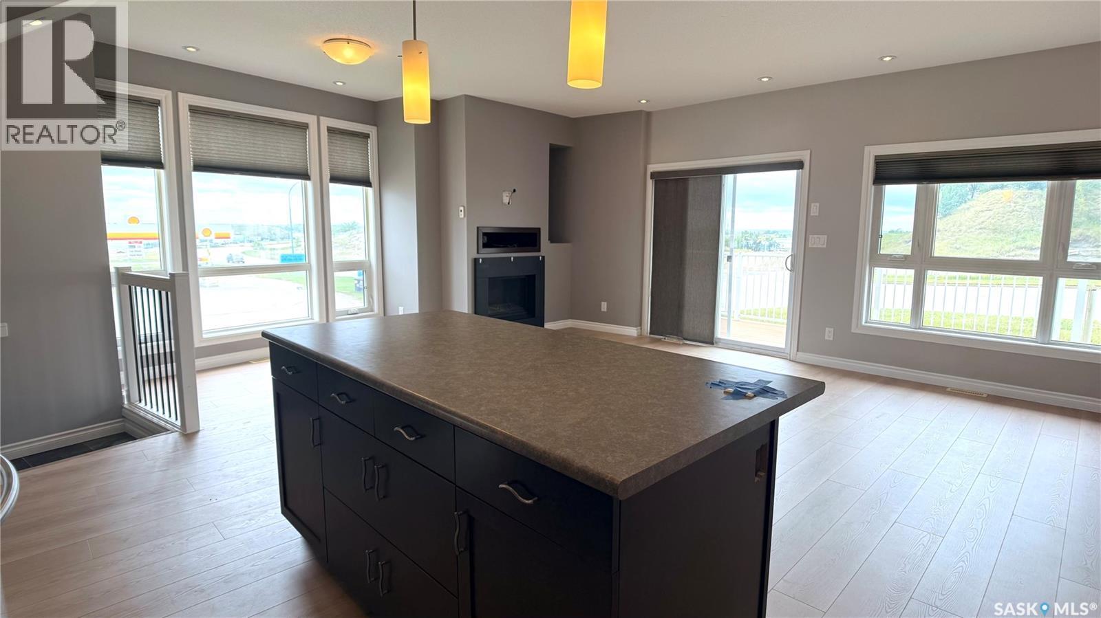 1 697 Sun Valley Drive, Estevan, SK