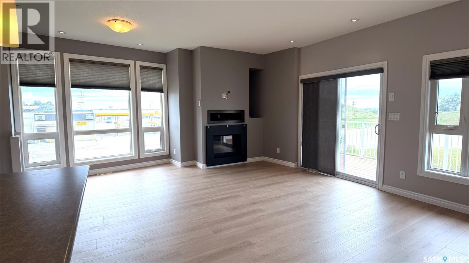 1 697 Sun Valley Drive, Estevan, SK