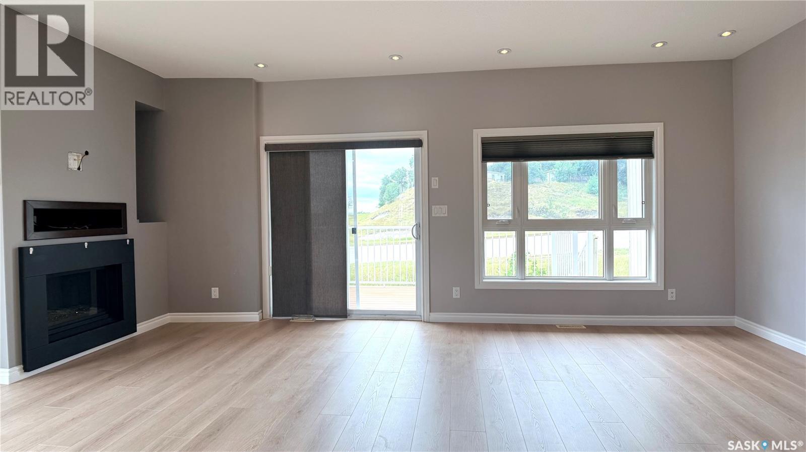 1 697 Sun Valley Drive, Estevan, SK