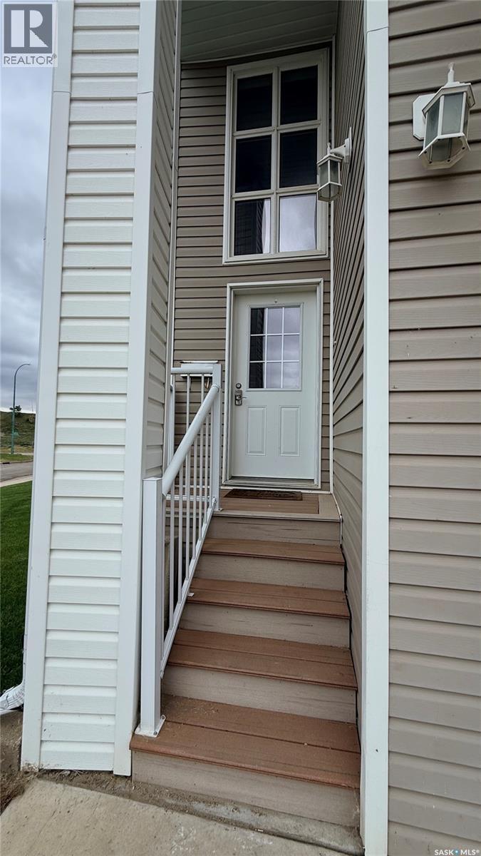 1 697 Sun Valley Drive, Estevan, SK