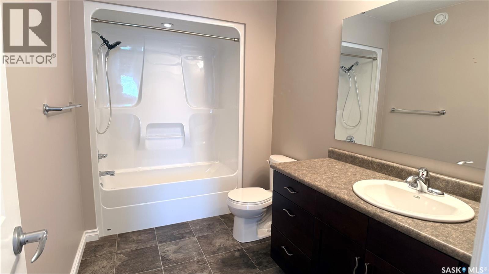 1 697 Sun Valley Drive, Estevan, SK