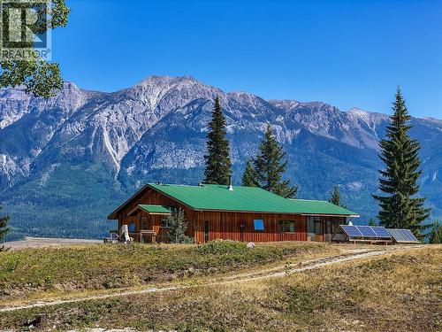 4151 Thomas Road  Golden, BC V0A 1L0