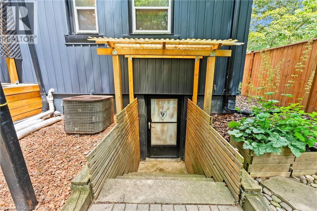 83 Devon Road, St. Catharines, ON