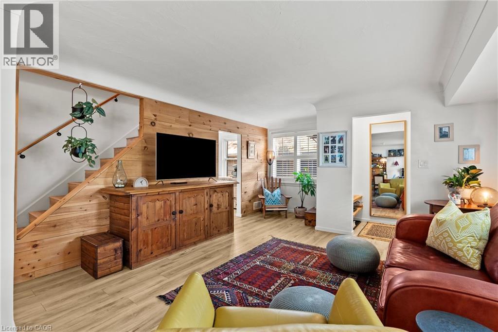 83 Devon Road, St. Catharines, ON