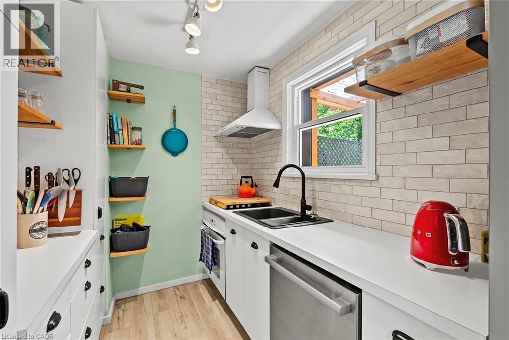 83 Devon Road, St. Catharines, ON