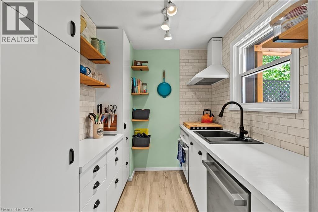 83 Devon Road, St. Catharines, ON