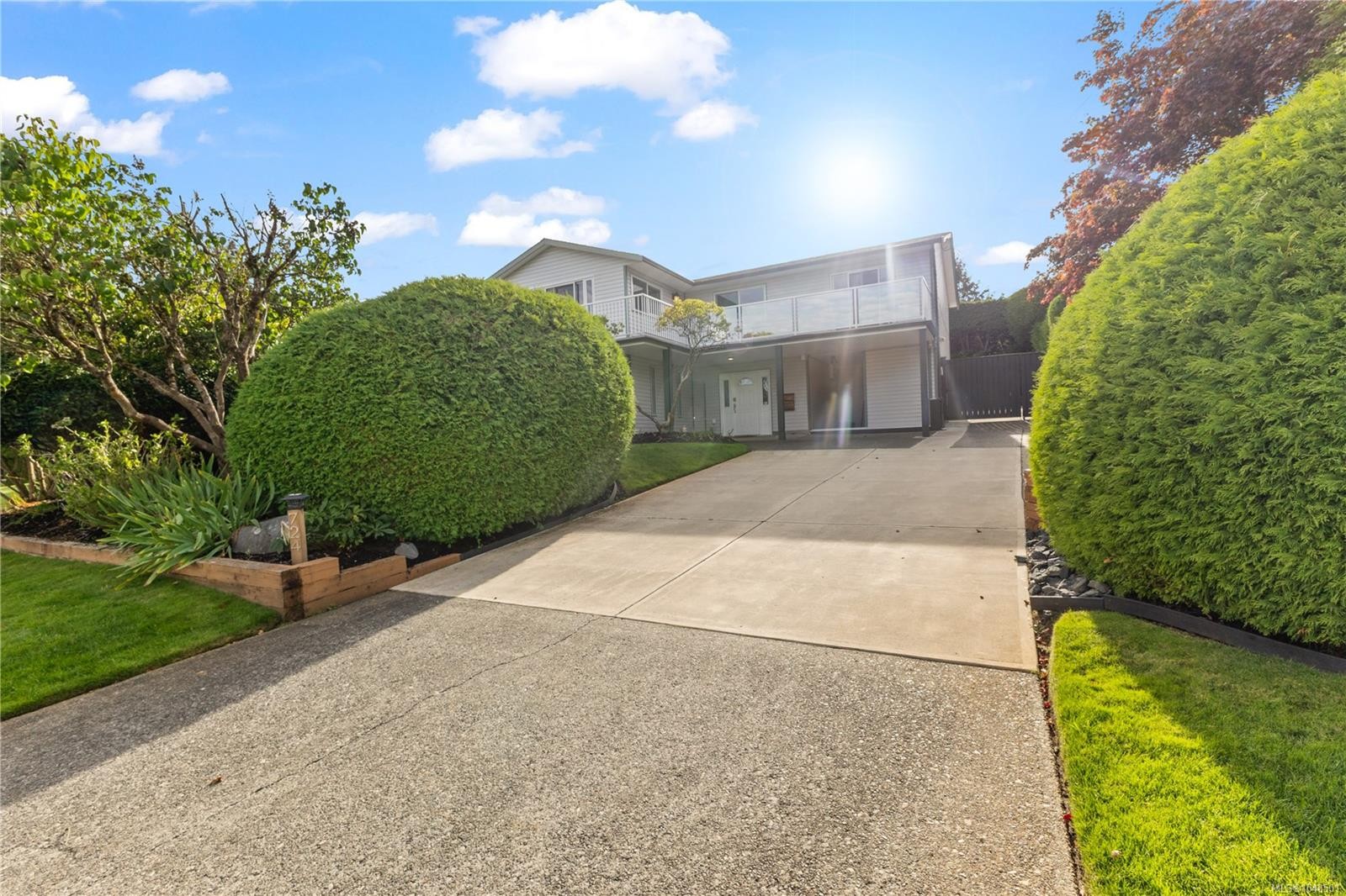 724 Galerno Rd, Campbell River, BC